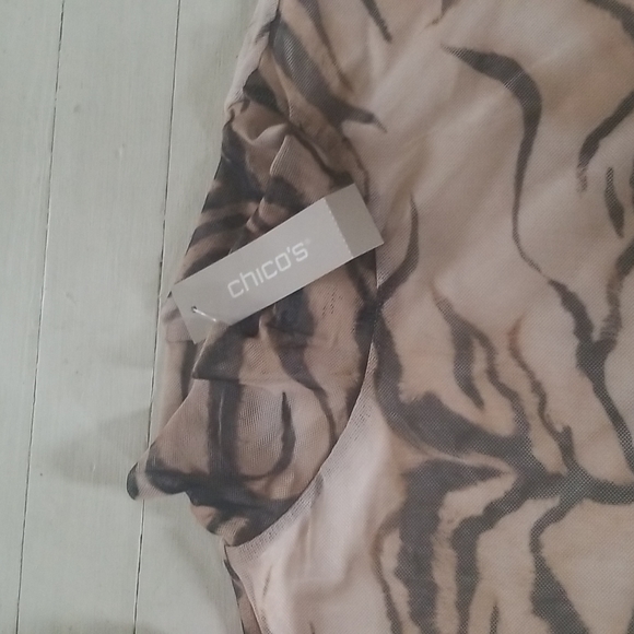 Chico's - Picture 2 of 6